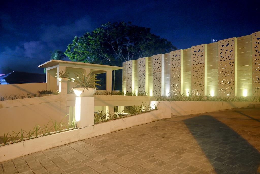 Patrisia Hotel سانور المظهر الخارجي الصورة